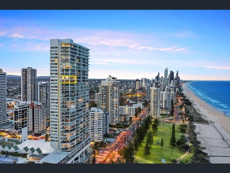 Air On Broadbeach Beachfront 2Level Stunning Apartment With 180 Degree Views Голд-Кост Екстер'єр фото